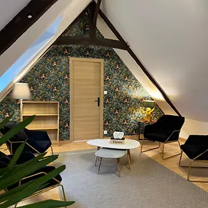 Flor Du Mont Guest house